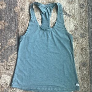 Vuori Lux Performance Tank - Size M - Excellent Condition - Seafoam Green color